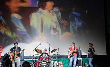 Частное мероприятие, аренда звука и бэклайна для живого выступление рок-группы. Фото 1   - в портфолио Renta Pro (Рента Про)
