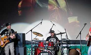 Частное мероприятие, аренда звука и бэклайна для живого выступление рок-группы. Фото 20   - в портфолио Renta Pro (Рента Про)