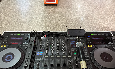 Аренда звука NEXO и диджей-оборудования Pioneer для мероприятия Иль Де Ботэ Фото 4   - в портфолио Renta Pro (Рента Про)