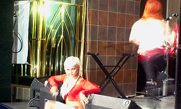 А-Мега, Малина на празднике Canon в Imperial Hall Фото 14   - в портфолио Renta Pro (Рента Про)